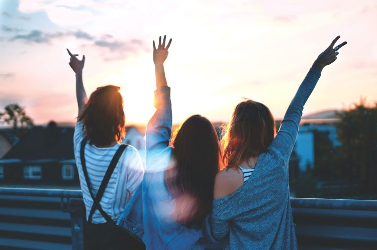 70 Nice Quotes For Friends To Share With Your Bestie