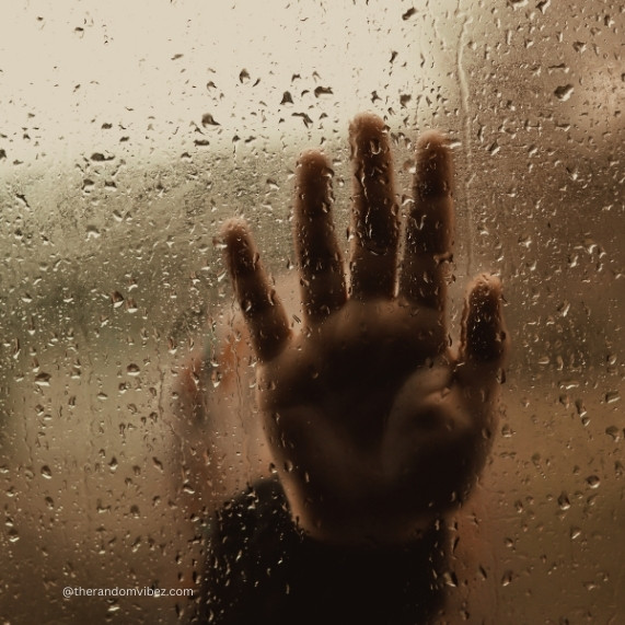 sad pictures for whatsapp dp​