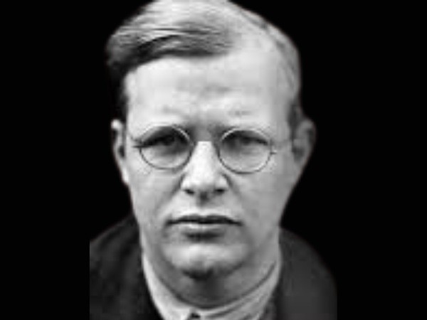 45 Best Dietrich Bonhoeffer Quotes On Faith, Grace, & Community
