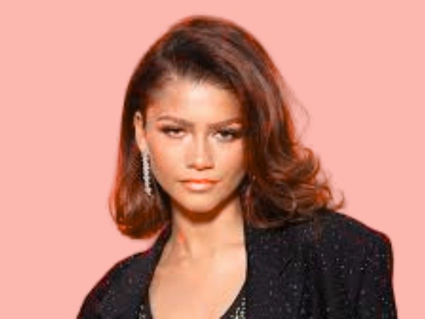 45 Best Zendaya Quotes On Confidence, Self-Love, & Success